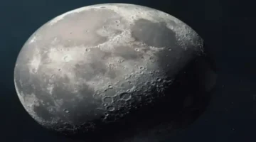 ظهور أكثر من ألف تشقّق جديد يثير مخاوف العلماء من انكماش القمر تدريجياً